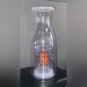 New York Mets Wine Carafe with stored cups